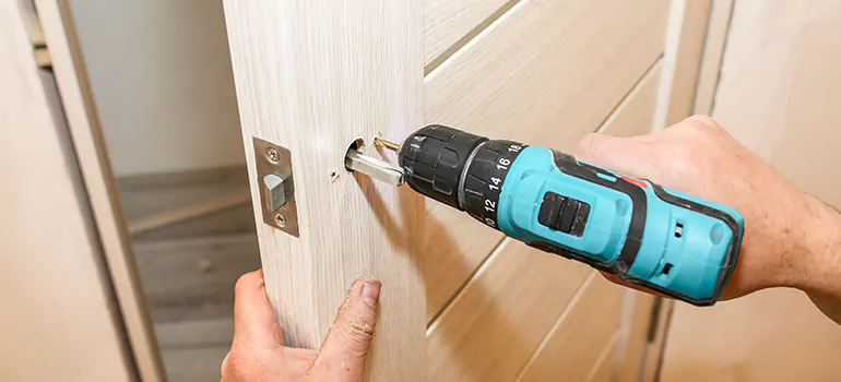 Old Door Knob Repair in Fort Walton Beach, FL