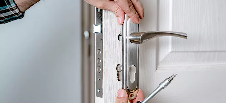 Front Door Knob Repair in Fort Walton Beach, FL
